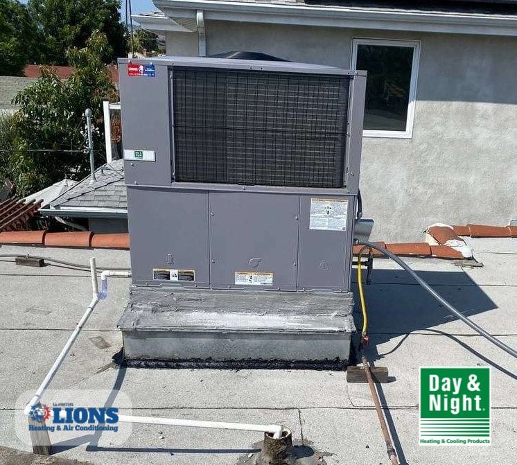 GAS FURNACE : AIR CONDITIONER COMBINATION IN THOUSAND OAKS, CA