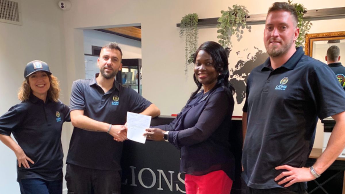 Lions HVAC Donates $2,000 to Alzheimer’s LA, CA