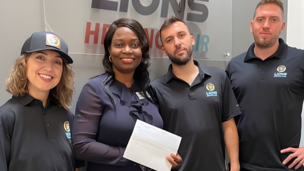 Lions HVAC Donates $2,000 to Alzheimer’s Los Angeles